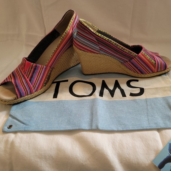 Toms Shoes - Toms Espadrilles - Pink Multi-Color Wedge Sandal